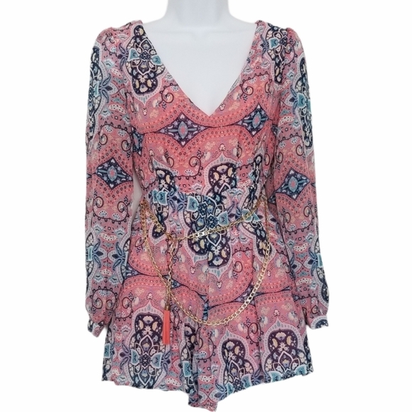 Love Tree @ Forever 21 V-Neck Romper Size Small Floral Coral Cocktail Party. - Picture 1 of 8